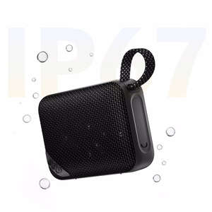 QCY SP2 IP67 Bluetooth-Kaiutin RGB-taustavalaistuksella ja Stereo-tilalla - Musta