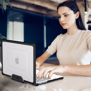 Tech-Protect SmartShell Pro Suojakuori Macbook Pro 14 M1 / M2 / M3 / M4 / M5 2021-2025:lle - Musta ja Läpinäkyvä