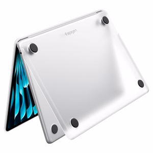 Spigen AirSkin suojakuori MacBook Air 13" 2023 / 2024 / 2025 / 2026 -mallille – läpinäkyvä