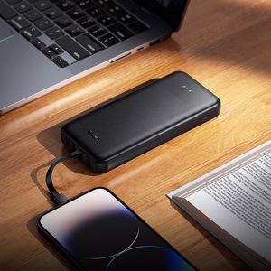 Hoco J163 -varavirtalähde 10000 mAh 2A neljällä sisäänrakennetulla kaapelilla USB-A + USB-C + Lightning + Micro USB, musta