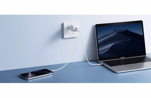 Puhelinlaturi VEGER USB A + Type C PD Super Charge PPS 100W + datakaapeli Type C C 240W TR150 valkoinen