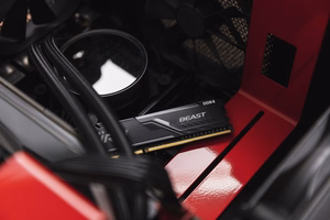 Kingston Technology FURY Beast 8GB 3200MT/s DDR4 CL16 DIMM musta