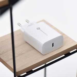 Puhelinlaturi Forcell F-Energy USB C QC4.0 PD 3A 25W TFK-TC-25WPD valkoinen