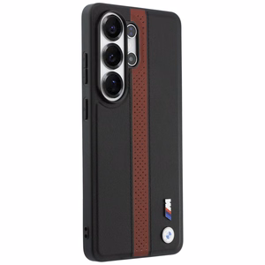 BMW Perforated Stripe Logo MagSafe Suojakuori Samsung Galaxy S26 Ultralle - punainen