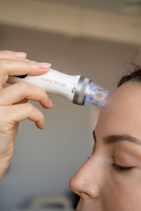 Beautifly CollagenBoost Dermapen kosmeettiseen ihonhoitoon