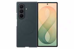 Samsung Silicone Magnet Case for Samsung Galaxy Z Fold 8 compatible with MagSafe + 2 anti-reflective films - green