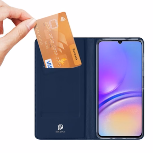 Dux Ducis SKIN PRO lompakkosuojakuori Samsung A06 5G:lle sininen