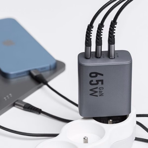 Puhelinlaturi Forcell F-Energy GaN 2 x USB C + USB A QC4.0 PD 4A 65W VT-42B harmaa