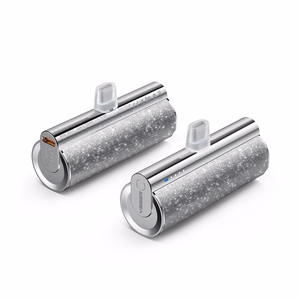 Varavirtalähde Veger PlugOn (W0573P) PD QC3.0 2,4A 12W 5000 mAh sisaanrakennetulla Lightning-liittimella hopeinen