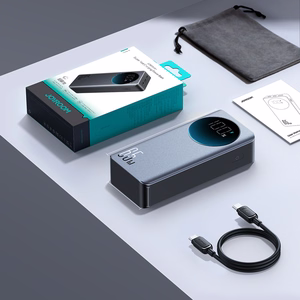 Joyroom JR-PBF05 Pro 30000mAh 65W Powerbank Digitaalinäytöllä 2x USB-C 1x USB-A - Musta