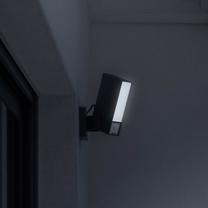 Netatmo NOF – PIR-liiketunnistimella varustettu LED-ulkovalaisin, musta