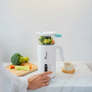 Momini TinyCook 6-in-1-höyrytehosekoitin maidonvalmistustoiminnolla