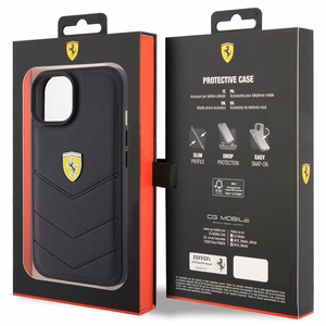 Ferrari Quilted Metal Logo Suojakuori iPhone 15:lle - musta