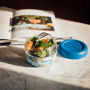 Quokka Bubble Food Jar 500 ml ruoka-astia, sininen pionikuvio