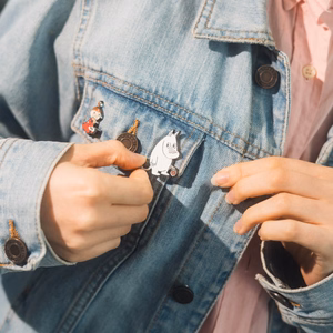 Moomins 4 rintamerkin setti vaatteisiin tai reppuun