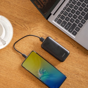 Ulkoinen akku Veger S10 (W1135) PD QC3.0 3A 20W 10000 mAh musta