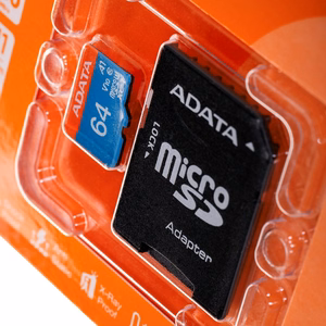 Memory card ADATA microSD 64GB (UHS-I Class 10) + SD adapter