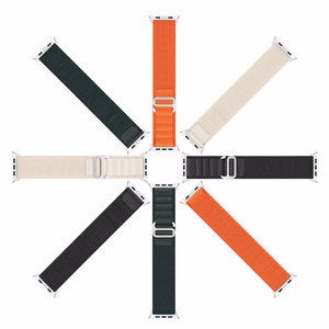 Dux Ducis GS nylon ranneke Apple Watch 42 / 44 / 45 / 49 mm:lle musta