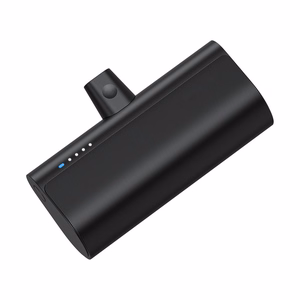 Ulkoinen akku Blue Star W0556P 2,1A 5000 mAh sisäänrakennetulla Lightning-liittimellä musta