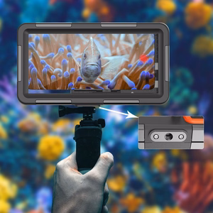 Tech-Protect IPX8 Universaali Sukellusvesitiivis Suojakuori musta/oranssi