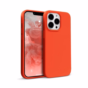 Crong Color Cover suojakuori iPhone 13 Pro Max -laitteelle, punainen