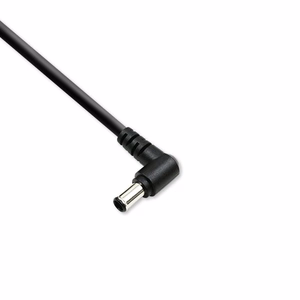 Qoltec 50073.65W virta-adapteri/invertteri sisäkäyttöön, musta