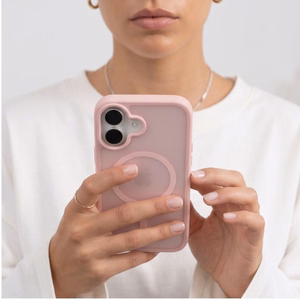 Tech-Protect BasicMag MagSafe suojakuori mallille iPhone 17 – mattavaaleanpunainen