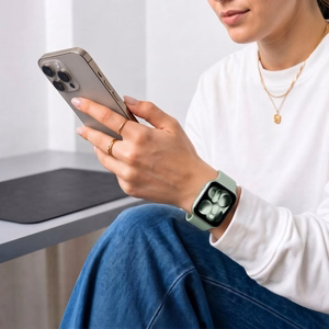 Tech-Protect-silikoniranneke Apple Watch 40/41/42 mm -kellolle, vaaleanvihreä