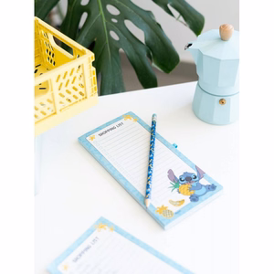 Disney Stitch Tropical -magneettinen ostoslistalehtiö jääkaappiin kynällä, 10 × 21 cm