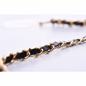 STRAP Phone lanyard, Phone pendant / cord length 116cm (58cm in the loop) / on neck - black