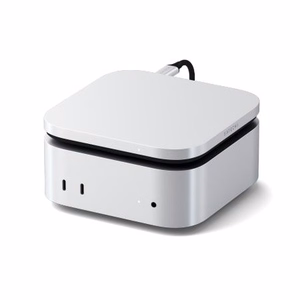 Levysovittin Satechi USB4 Slim NVMe SSD Enclosure Hopeinen