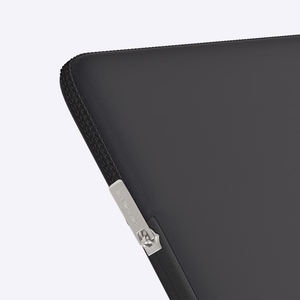 AmazingThing Minimal BasicBag kannettavan tietokoneen laukku MacBook Neo 13" - musta
