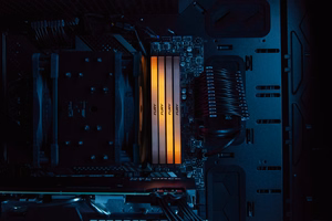 Kingston Technology FURY 16GB 4266MT/s DDR4 CL19 DIMM (2 kpl setti) Renegade RGB