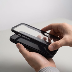 Tech-Protect Defense MagSafe suojakuori mallille iPhone 17 Pro Max / 18 Pro Max – mattamusta