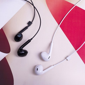 Maxlife langalliset kuulokkeet MXEP-04 USB-C musta
