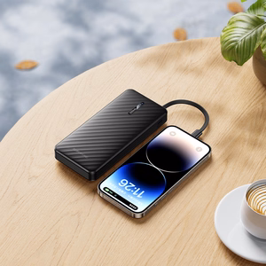 Borofone BJ84 Smooth varavirtalähde 10000mAh USB sis. USB-, Type-C-, Lightning- ja Micro USB -kaapelit musta