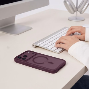 Tech-Protect Magmat MagSafe CC -suojakuori iPhone 18 Pro Max / 17 Pro Max -malleille, mattaburgundinpunainen