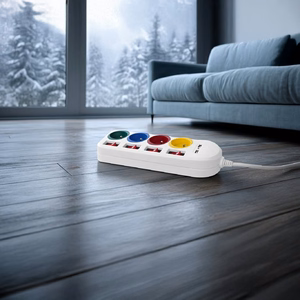 Maclean MCE229 W – jatkojohto pistorasioilla, 4 pistorasiaa + 2×USB, erilliset kytkimet, 250 V AC/10 A, 2,1 A 5 V, 1,5 m, valkoinen