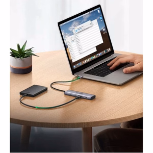 Adapter Ugreen "CM473" (Input: "Type-C" / Ouput: 2x "USB"; 2x "Type-C")