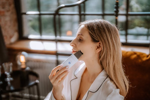 Beautifly Peeling Scrub Mini ultraääninen kasvojenpuhdistuslaite