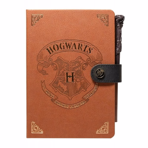 Harry Potter A5 -muistikirja taikasauvan muotoisella kynällä