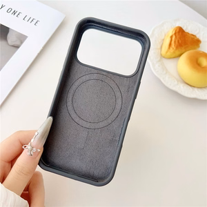 Valkoinen magneettinen iskunkestävä nestesilikoninen suojakuori puhelimelle iPhone 18 Pro / 17 Pro