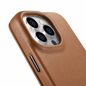 iCarer CE Premium Leather Folio Case iPhone 14 Pro Magneettinen Flip Leather Folio Case MagSafe ruskea (WMI14220714-BN)