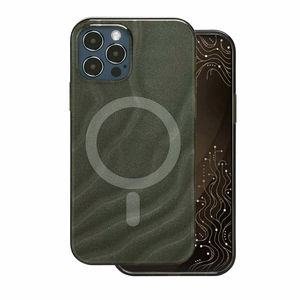 Tecto Shield Desert Mag -suojakuori mallille iPhone 12 / 12 Pro 6,1", tumman oliivinvihreä