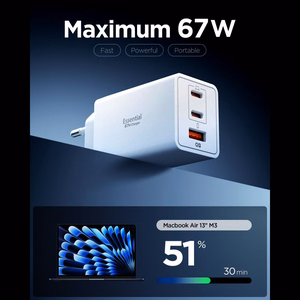 Spigen Essential EE673EU 67 W seinälaturi 3 liitännällä, valkoinen