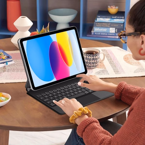Tech-Protect Smartcase Magneettinen näppäimistolla iPad 10.9 2022 / iPad 11 2025:lle - musta