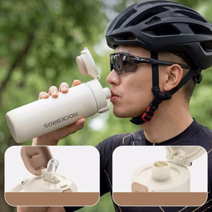 Rockbros S550H-1 700 ml termospullo magneettisella pidikkeellä ja kiinnityshihnalla - beige