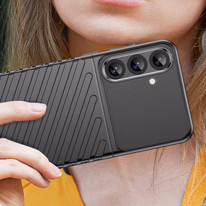 Thunder Suojakuori Samsung Galaxy S25+ Silikoninen panssarisuoja - Musta