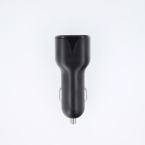 Maxlife MXCC-01 auton laturi 2x USB 2.4A musta
