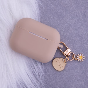Suojakuori AirPods 3 karamelli riipuksella